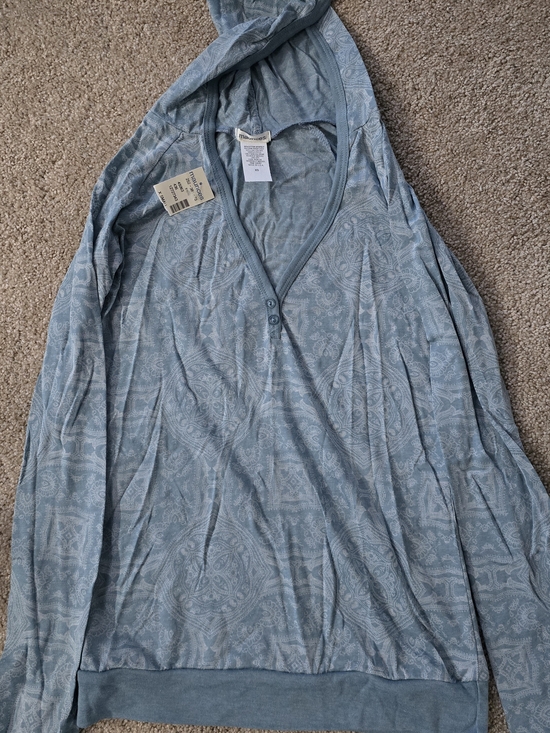 Maurices Tops - Maurices Light Blue Paisley Long Sleeve Hooded Tee